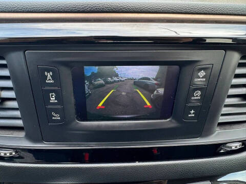 2017 Chrysler Pacifica LX