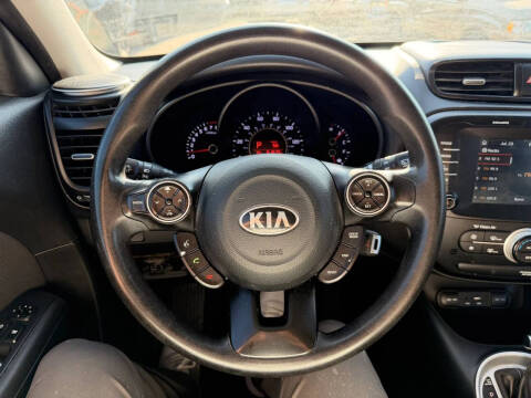 2018 Kia Soul +
