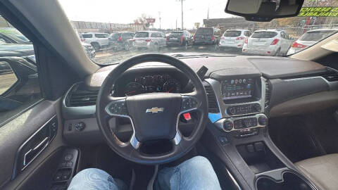 2017 Chevrolet Suburban LT