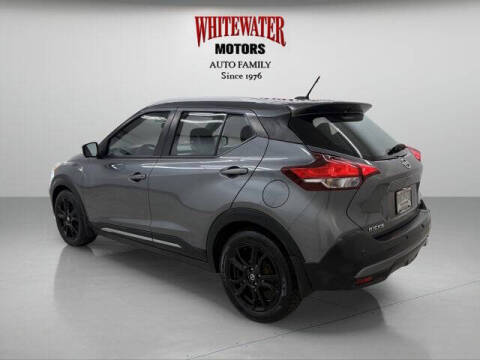 2020 Nissan Kicks SR