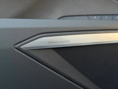2019 Audi e-tron quattro Premium Plus