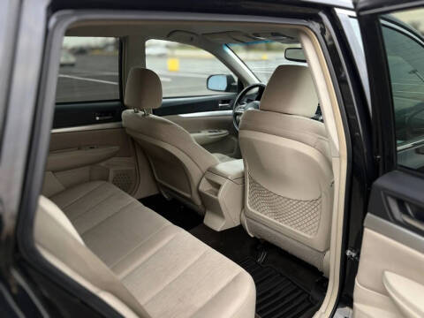 2013 Subaru Outback 2.5i Premium