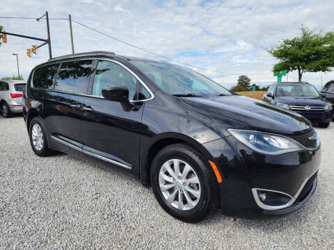 2017 Chrysler Pacifica Touring Plus