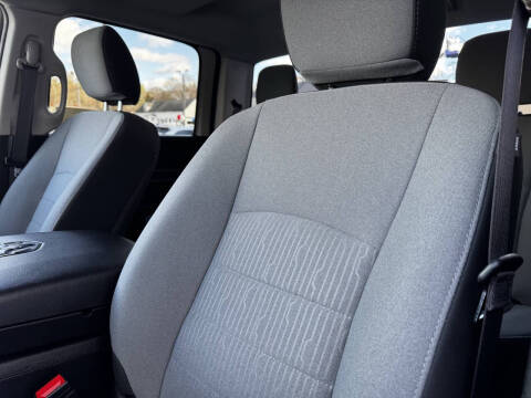 2023 RAM 1500 Classic Express