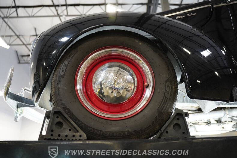 1940 Ford Deluxe