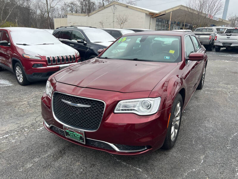 2015 Chrysler 300 Limited photo 12