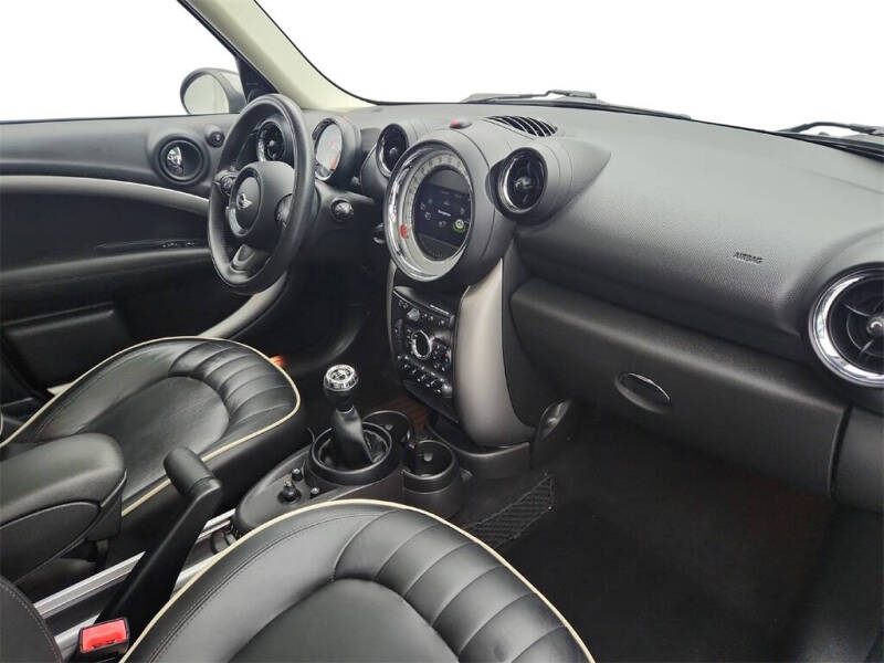 2014 MINI Countryman Cooper