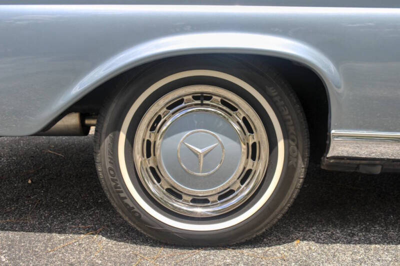 1970 Mercedes-Benz 280-Class