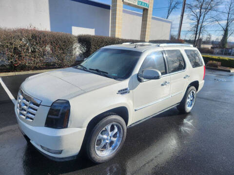 2009 Cadillac Escalade for sale at QUALITY AUTO RESALE in Puyallup WA