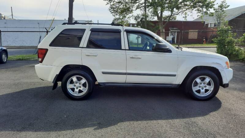 2007 Jeep Grand Cherokee for sale at 28TH STREET AUTO SALES AND SERVICE in Wilmington DE