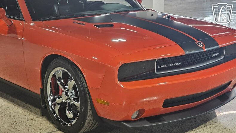 2009 Dodge Challenger SRT8