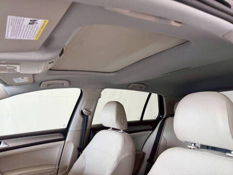 2015 Volkswagen Golf TSI S