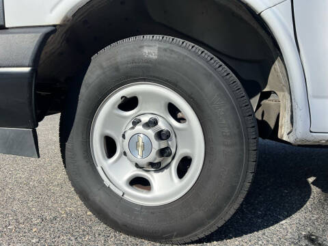 2021 Chevrolet Express 2500