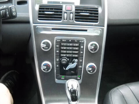 2016 Volvo XC60 T5 Premier