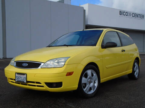 2005 Ford Focus ZX3 SES