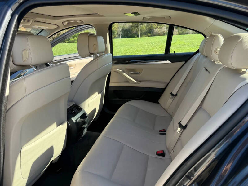 2012 BMW 5 Series 535i