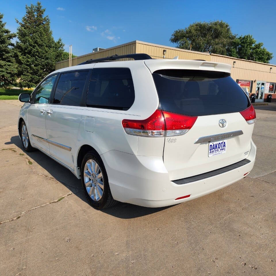 2011 Toyota Sienna for sale at Dakota Auto Inc in Dakota City, NE