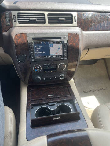 2011 GMC Yukon Denali