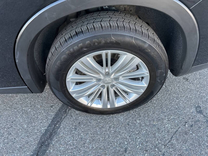 2024 Mitsubishi Outlander ES