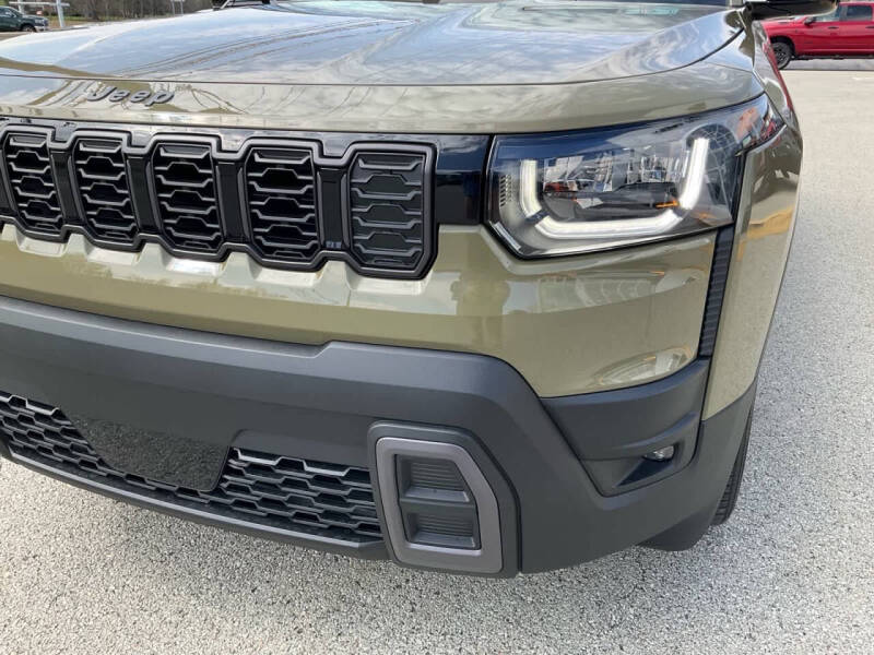 2026 Jeep Cherokee Laredo