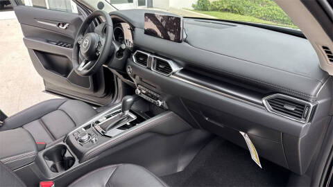 2025 Mazda CX-5 2.5 S Carbon Edition