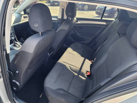 2016 Volkswagen Golf TSI S