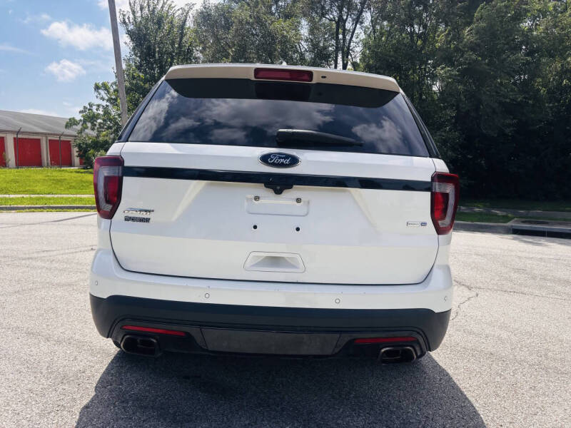 2016 Ford Explorer Sport