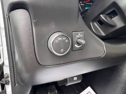 2025 Chevrolet Express 2500