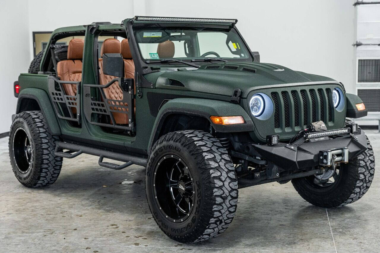 2018 JEEP Wrangler SUV / Crossover - $47,999