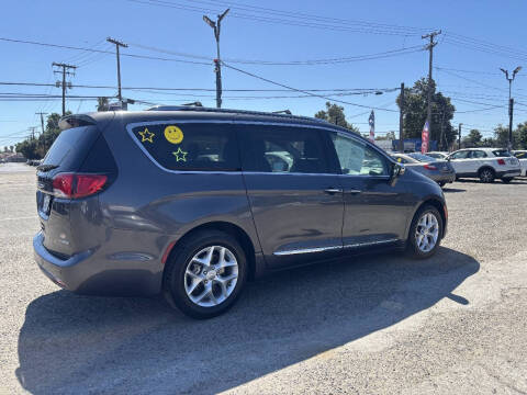 2020 Chrysler Pacifica Limited