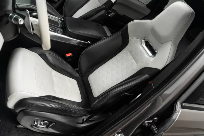 2020 Land Rover Range Rover Sport SVR