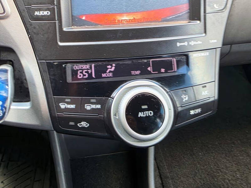 2012 Toyota Prius v