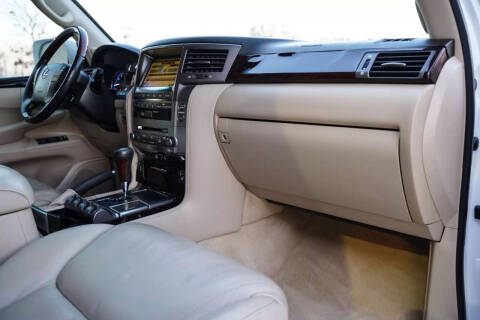 2011 Lexus LX 570