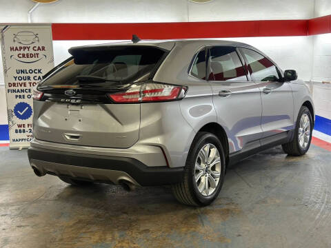 2021 Ford Edge Titanium