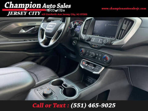 2023 GMC Terrain SLT