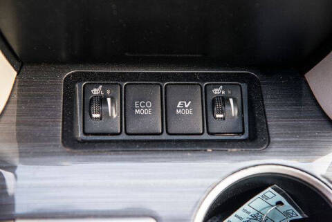 2013 Toyota Camry Hybrid XLE