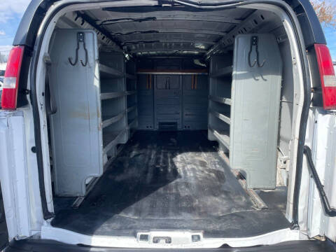 2017 Chevrolet Express 2500