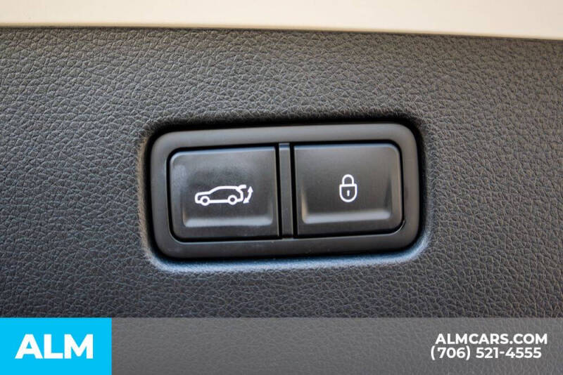 2025 Genesis GV70 2.5T Standard