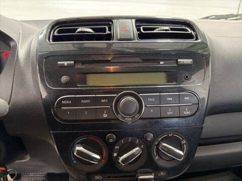 2017 Mitsubishi Mirage ES