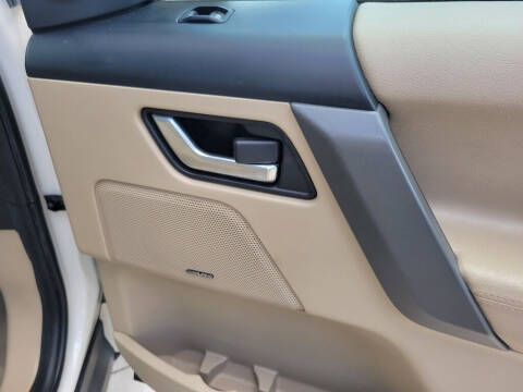 2009 Land Rover LR2 HSE