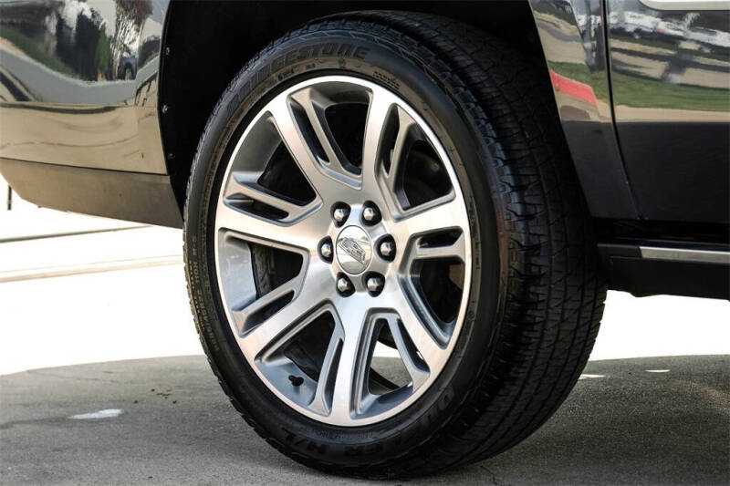 2020 Cadillac Escalade ESV Premium Luxury