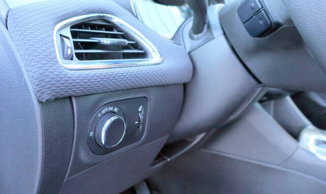 2017 Chevrolet Cruze LT Auto