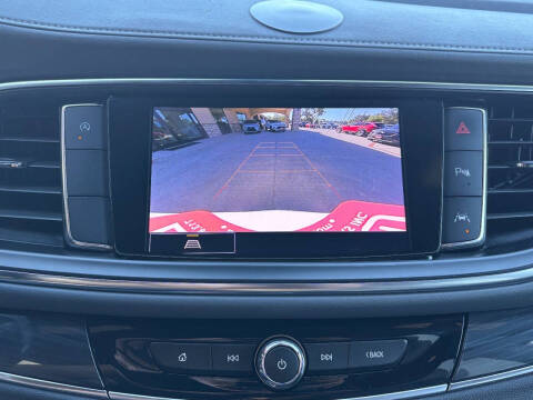 2022 Buick Enclave Essence