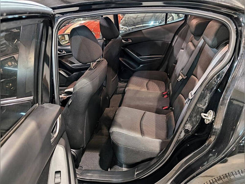 2016 Mazda MAZDA3 i Touring