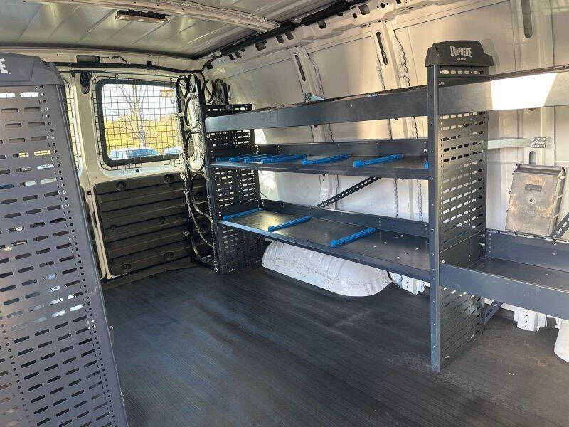 2022 Chevrolet Express 2500