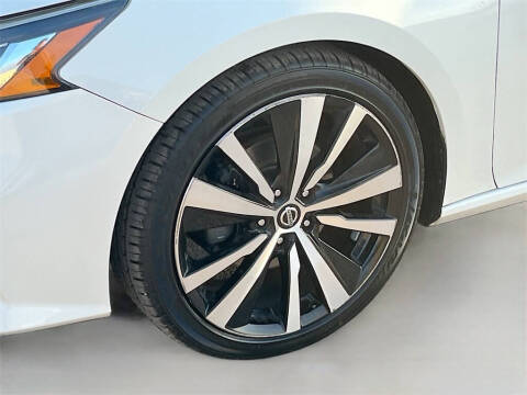 2020 Nissan Altima 2.5 SR