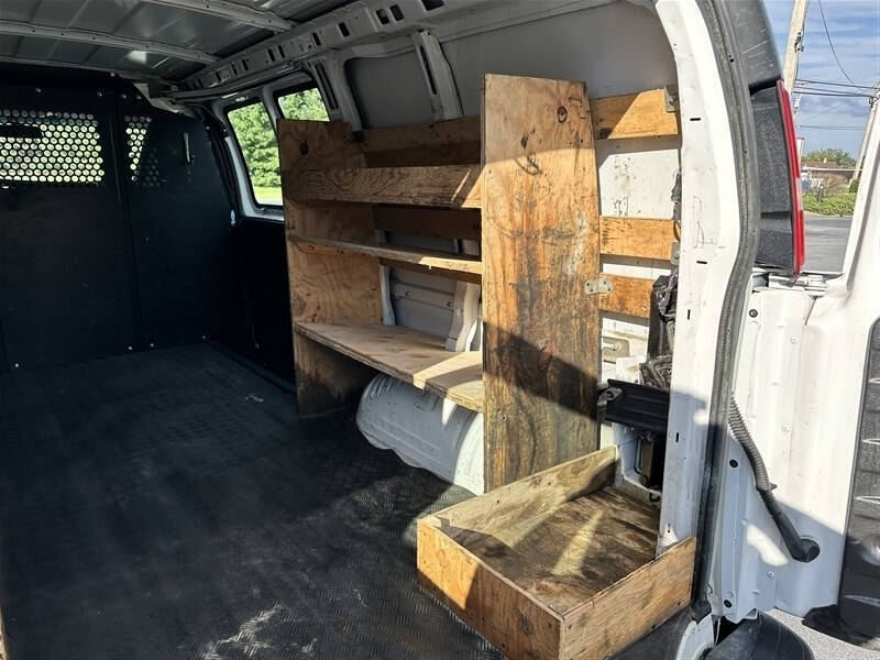 2021 GMC Savana 2500