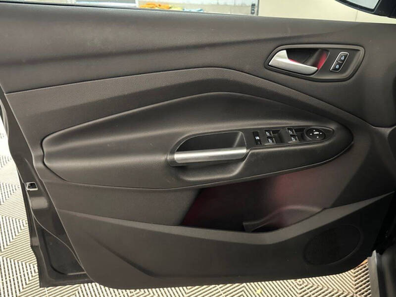 2015 Ford C-MAX Hybrid SEL