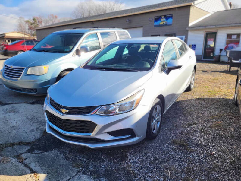 2016 Chevrolet Cruze null photo 2