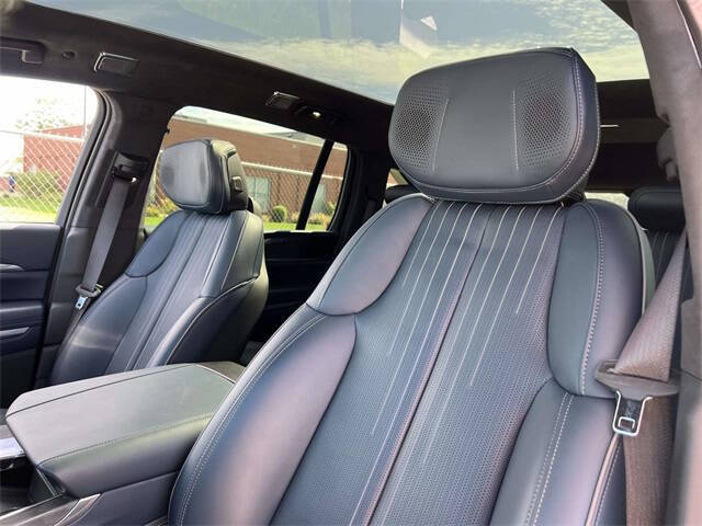 2025 Cadillac Escalade IQ Sport 2